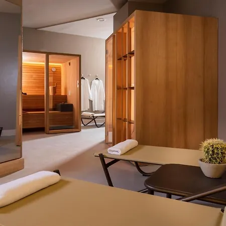 Park Hotel 4*